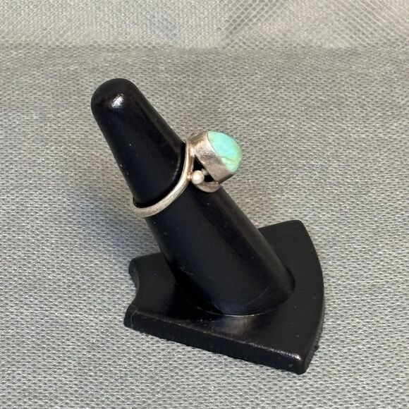 Vintage Turquoise Ring Southwestern Sterling Silver Mexico Size 6 - Picture 3 of 11